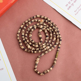 Original Tulsi Mala featuring hand-carved natural Tulsi beads, used for Japa, prayer, and spiritual healing. India’s Premium Jap Mala Store- www.japay.in
