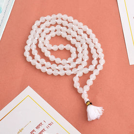 Hakik Jap Mala (White) – A Spiritual Healing Mala for Peace, Clarity, and Emotional Balance. India’s Premium Hakik Jap Mala Store - www.japay.in
